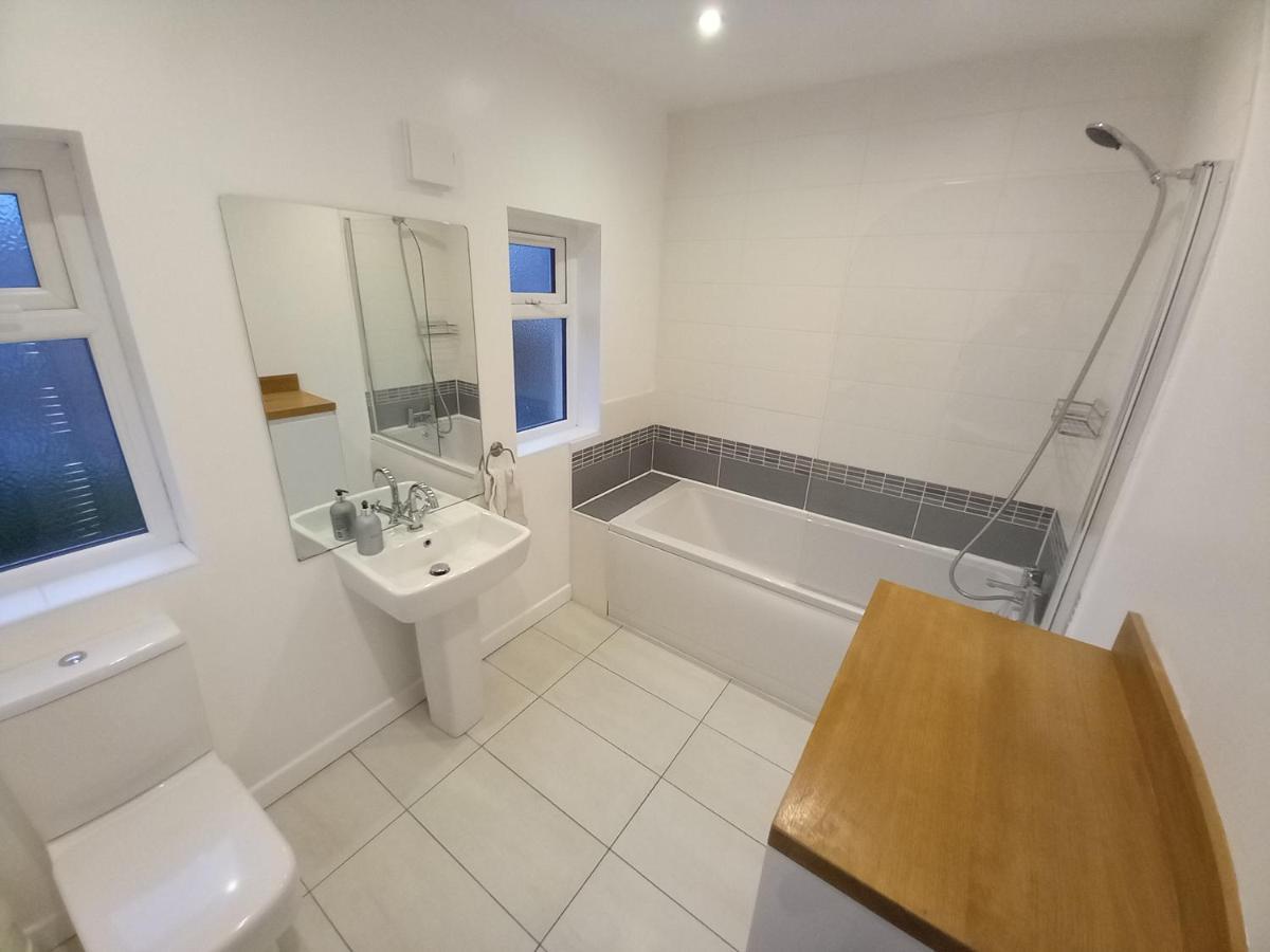 Grange Croft Villa Ben Rhydding Eksteriør bilde